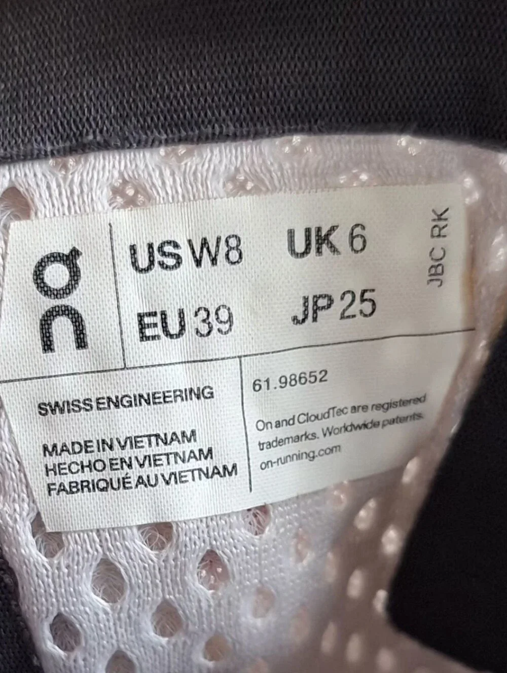 On Running Cloudmonster Women's Fawn / Turmeric Size 8
